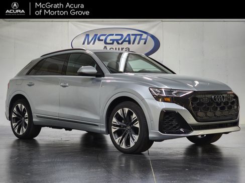 Used 2025 Audi Q8 Prestige AWD/4WD image 1
