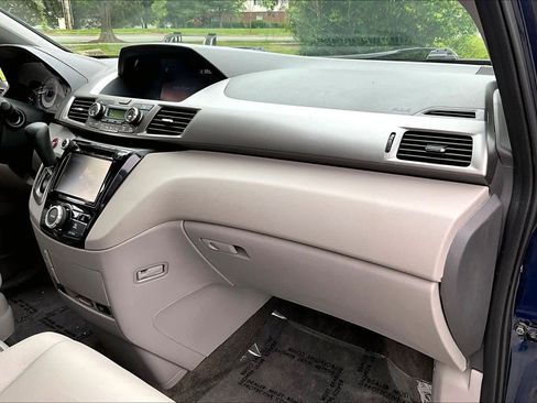 Used 2017 Honda Odyssey EX-L image 19