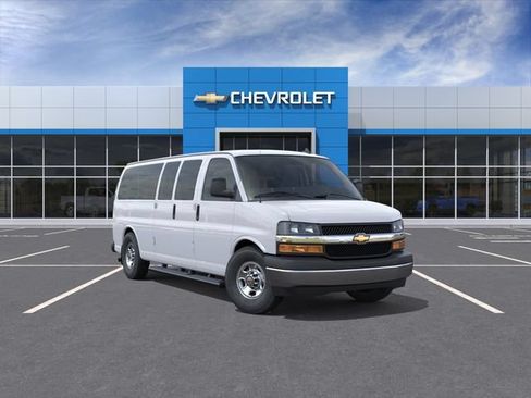 New 2026 Chevrolet Express 3500 LT w/ LT Preferred Equipment Group RWD image 1