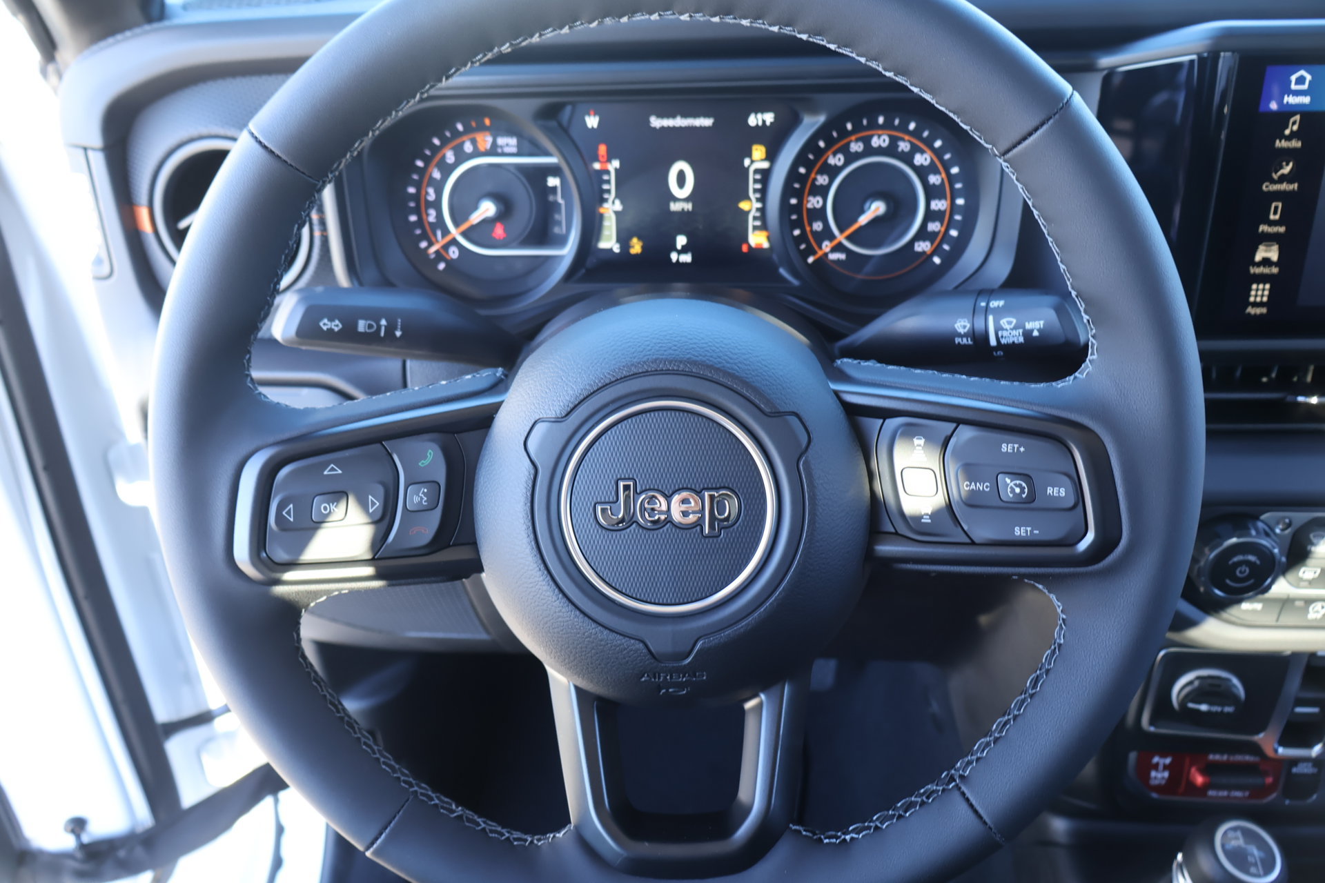 New 2026 Jeep Gladiator Mojave AWD/4WD image 3