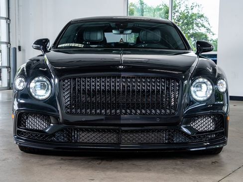 Used 2020 Bentley Flying Spur W12 image 3