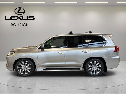 Used 2016 Lexus LX 570 4WD image 8