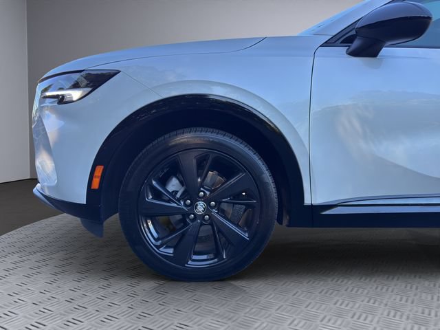Used 2023 Buick Envision Essence w/ Sport Touring Package AWD/4WD image 30
