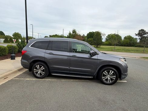 Used 2016 Honda Pilot EX-L image 10
