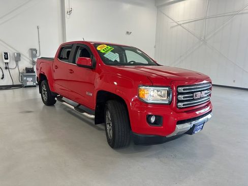 Used 2016 GMC Canyon SLE w/ All Terrain Package AWD/4WD image 3