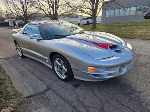 Used 2000 Pontiac Firebird Formula RWD image 4