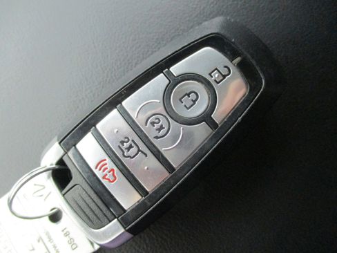 Used 2024 Ford Explorer XLT w/ Equipment Group 202A image 48