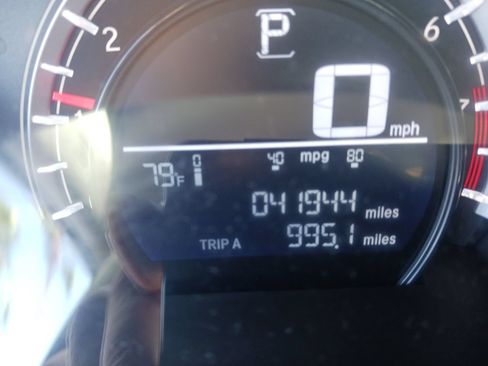 Used 2017 Honda CR-V LX image 1