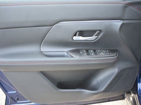 New 2026 Nissan Kicks SR w/ SR Premium Package image 12