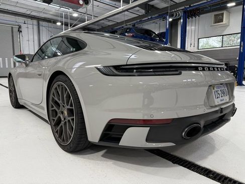 Used 2024 Porsche 911 Carrera S image 3