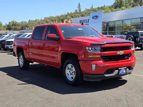 Used 2018 Chevrolet Silverado 1500 LT w/ All Star Edition AWD/4WD image 3