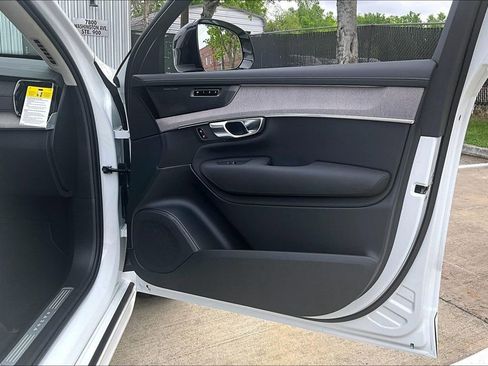 New 2026 Volvo XC90 T8 Ultra w/ Lounge Package AWD/4WD image 14