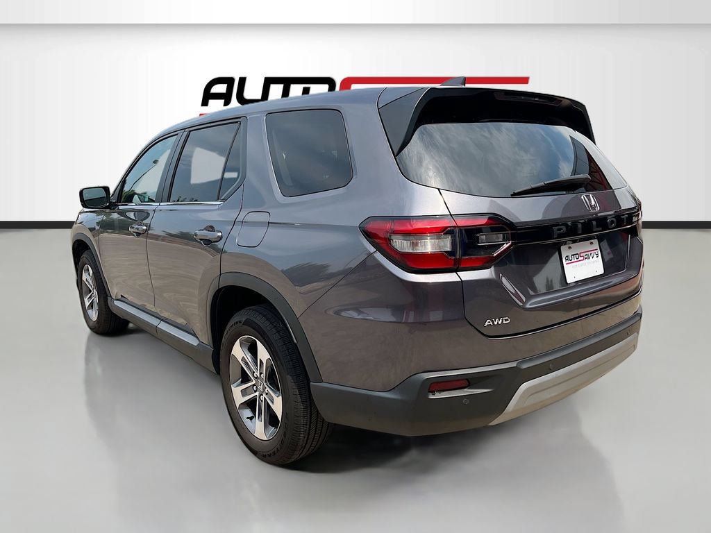Used 2025 Honda Pilot EX-L image 5