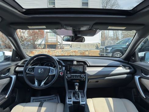 Used 2019 Honda Civic EX image 25