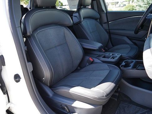 New 2025 Ford Mustang Mach-E GT w/ Interior Protection Package image 31