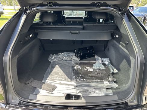 New 2026 Cadillac Lyriq V image 10