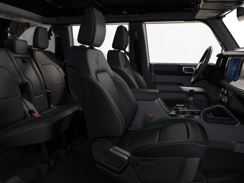 New 2025 Ford Bronco Outer Banks image 6