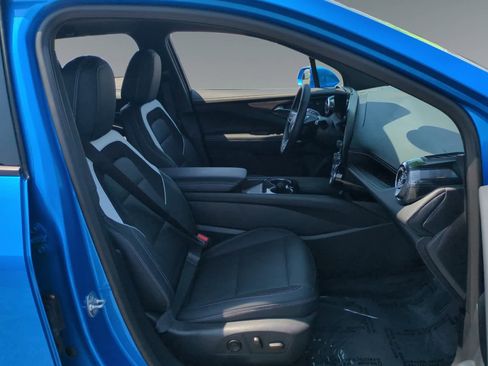 Used 2024 Chevrolet Blazer EV LT image 15