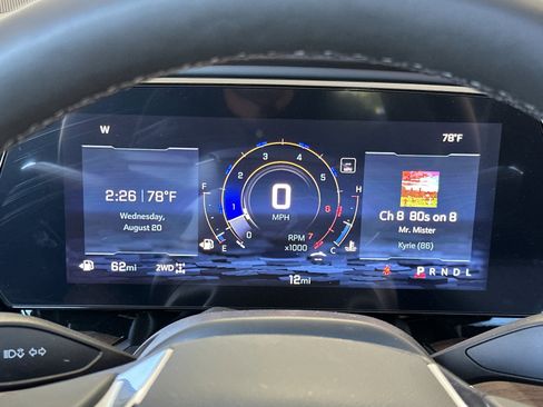 New 2025 Chevrolet Suburban High Country image 32