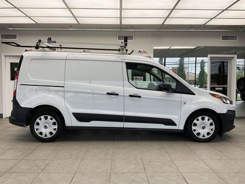 Used 2023 Ford Transit Connect XL FWD image 4