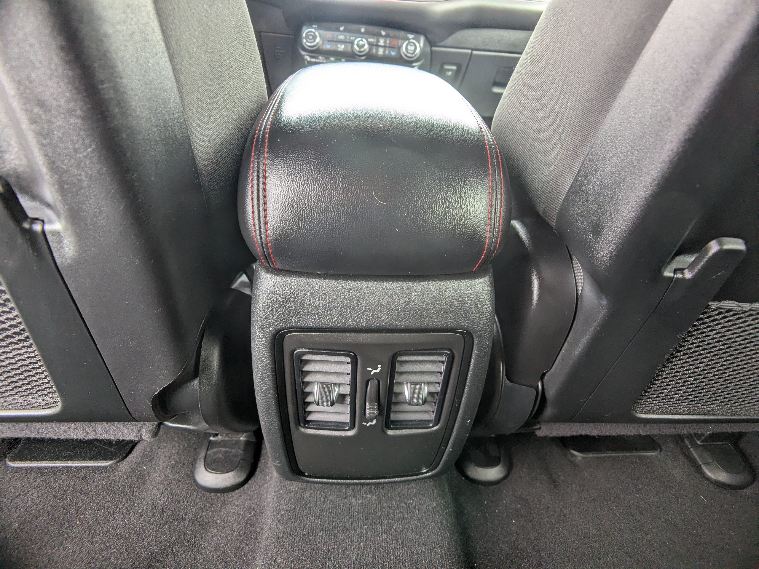 Used 2025 Dodge Durango GT AWD/4WD image 16