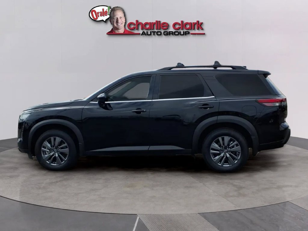 Certified 2026 Nissan Pathfinder SV FWD image 2