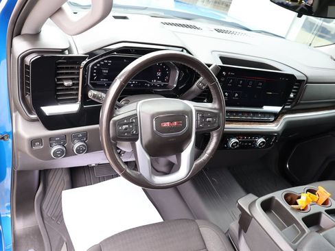 Used 2022 GMC Sierra 1500 Elevation w/ LPO, Elevation Black Package AWD/4WD image 26