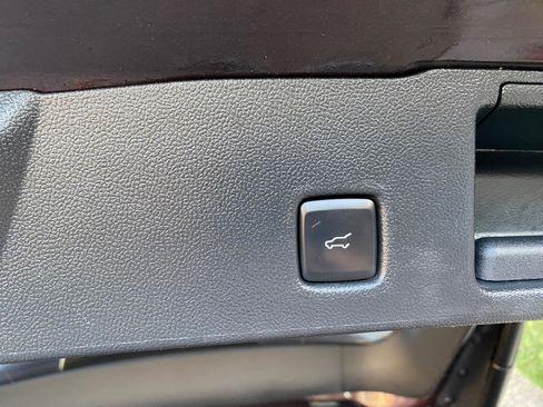 Used 2023 Ford Escape Active FWD image 9
