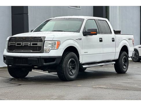 Used 2014 Ford F150 XLT w/ Equipment Group 302A Luxury image 10