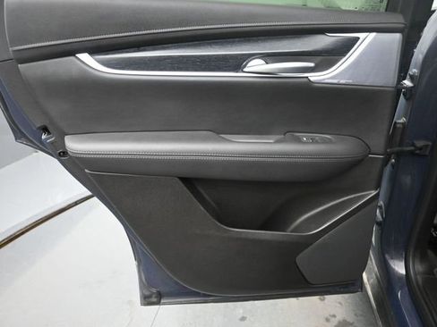 Certified 2025 Cadillac XT5 Premium Luxury image 14