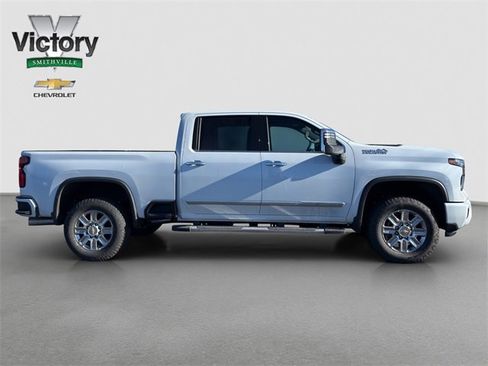 New 2026 Chevrolet Silverado 3500 High Country image 7