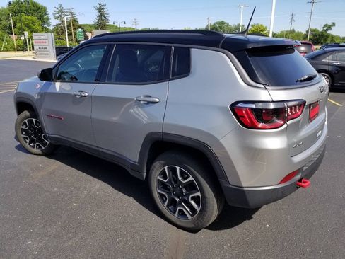 Certified 2021 Jeep Compass Trailhawk AWD/4WD image 5