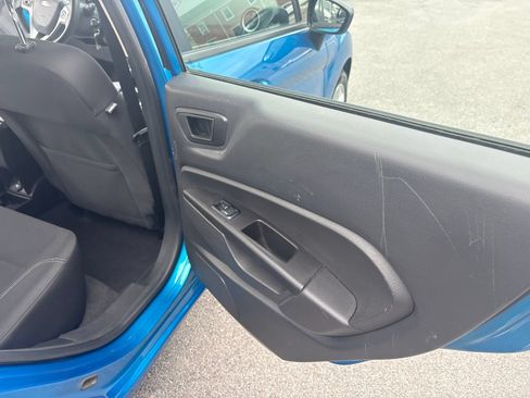 Used 2017 Ford Fiesta SE FWD image 14