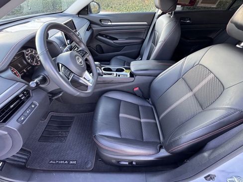 Certified 2023 Nissan Altima 2.5 SR image 11