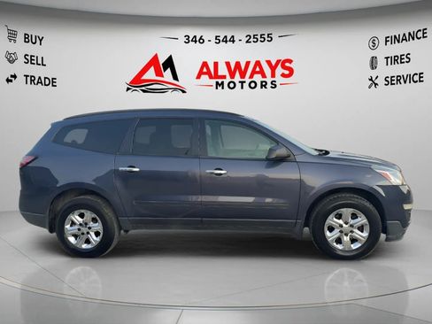 Used 2014 Chevrolet Traverse LS FWD image 4