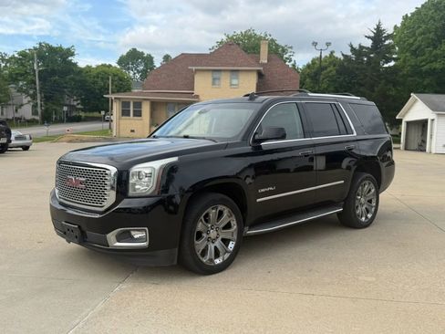 Used 2015 GMC Yukon Denali w/ Open Road Package AWD/4WD image 4