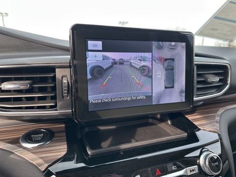 Certified 2022 Ford Explorer Limited w/ Equipment Group 301A image 21