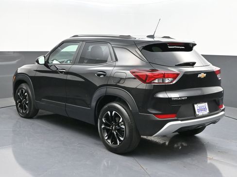Used 2023 Chevrolet TrailBlazer LT FWD image 5