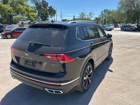 Used 2024 Volkswagen Tiguan SEL R-Line image 4