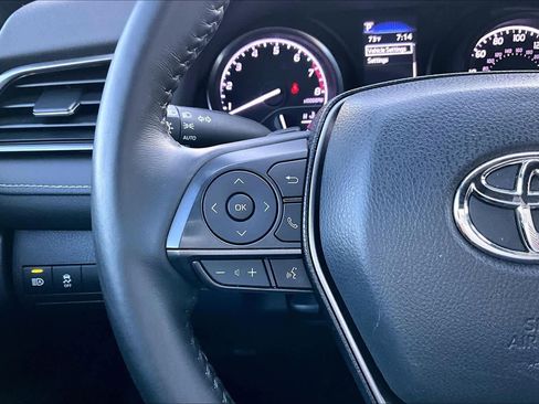 Used 2022 Toyota Camry SE image 22