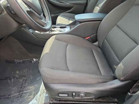 Used 2020 Chevrolet Malibu RS FWD image 12