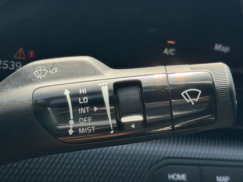 Used 2025 Kia K4 EX w/ GT-Line Sunroof Package FWD image 41