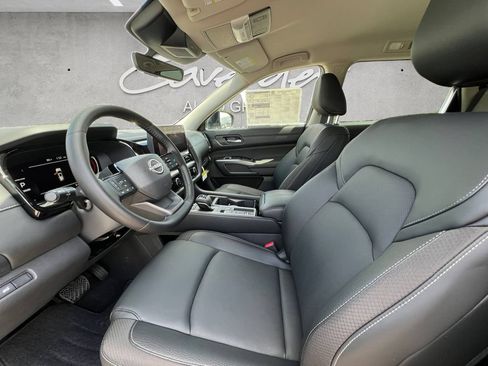 New 2026 Nissan Pathfinder SL FWD image 20