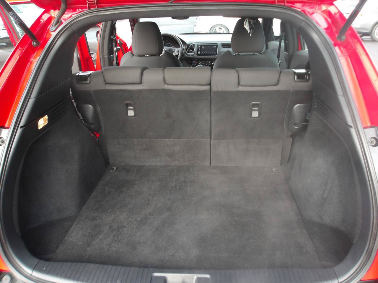 Used 2019 Honda HR-V Sport image 13