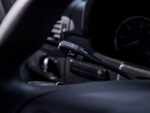 Used 2018 Mercedes-Benz Sprinter 2500 image 56