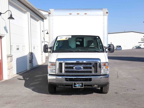 Used 2019 Ford E-350 and Econoline 350 Super Duty w/ Power Windows & Locks Group image 8