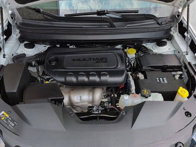 Used 2023 Jeep Cherokee Altitude Lux AWD/4WD image 30