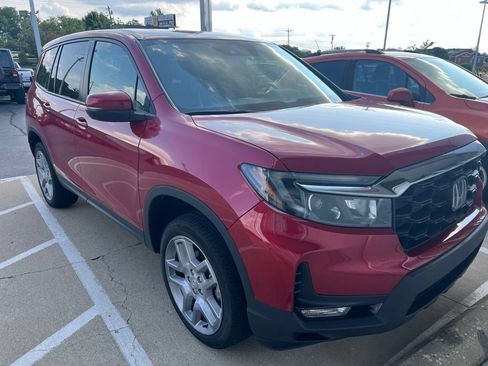 Used 2024 Honda Passport EX-L image 2