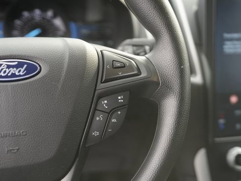 Used 2023 Ford Edge SE w/ Black Appearance Package image 23