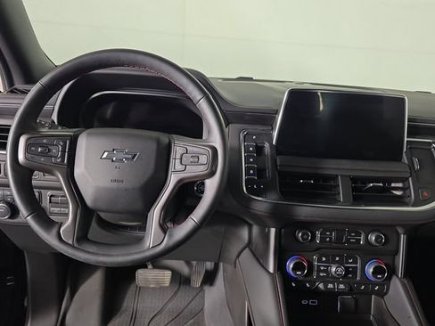 Used 2023 Chevrolet Suburban RST w/ Luxury Package AWD/4WD image 10